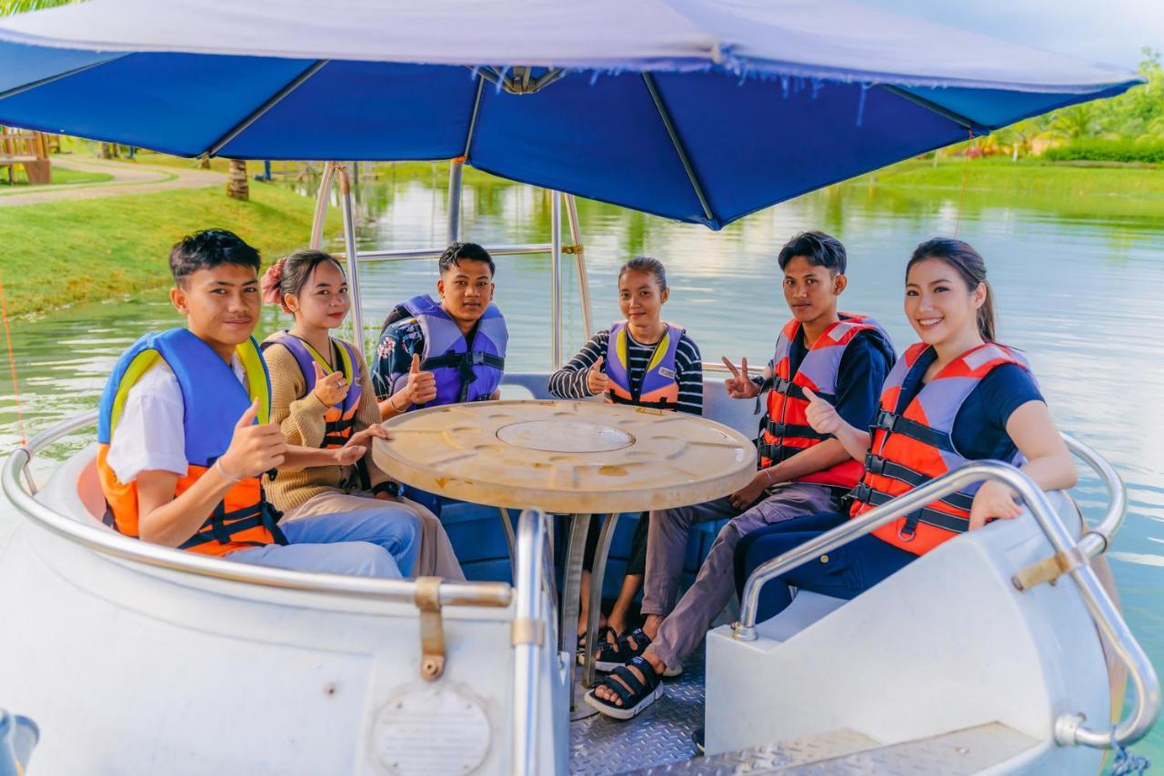 De Bintan Villa Tenaga Eksteriør bilde