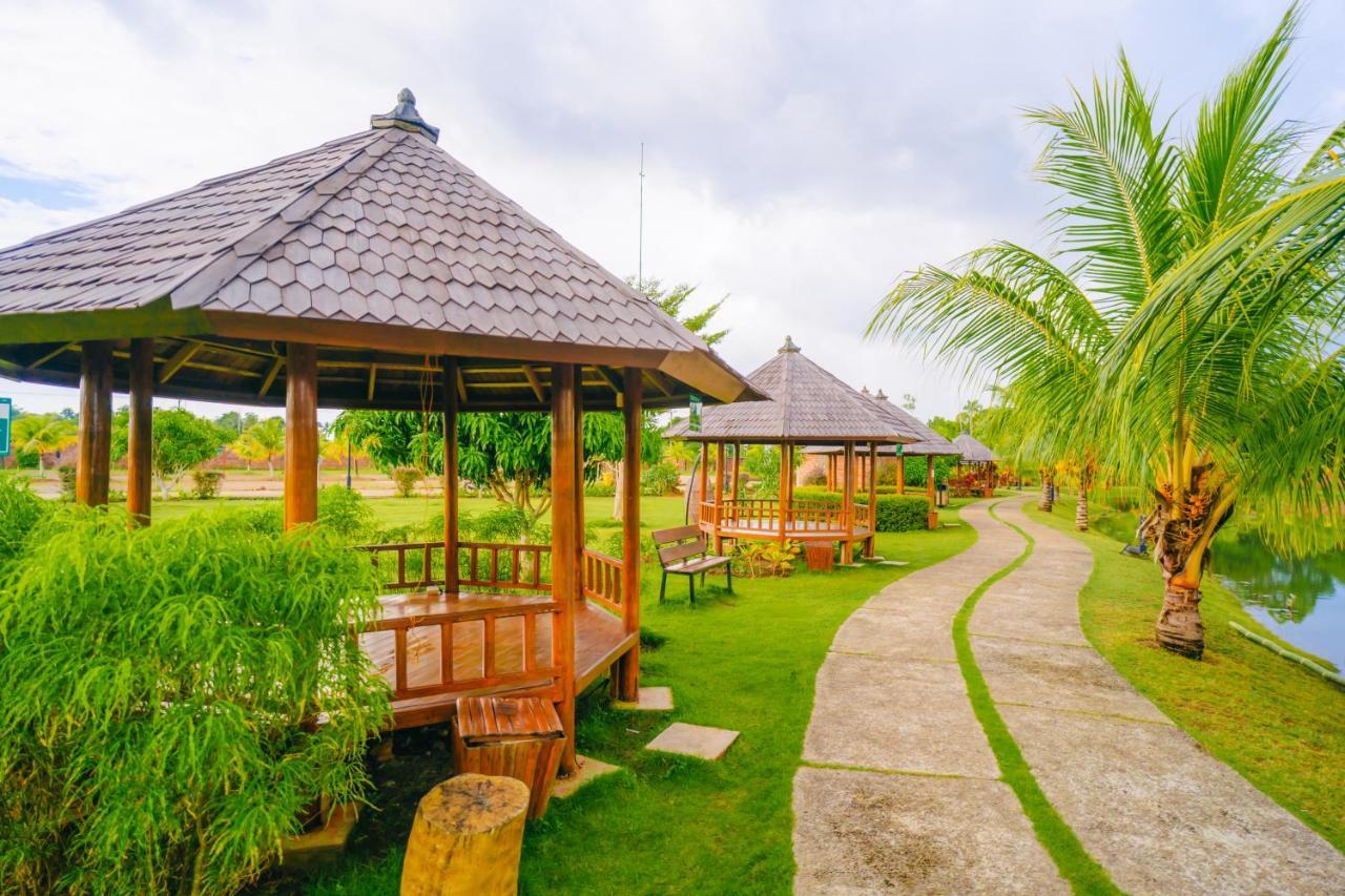 De Bintan Villa Tenaga Eksteriør bilde